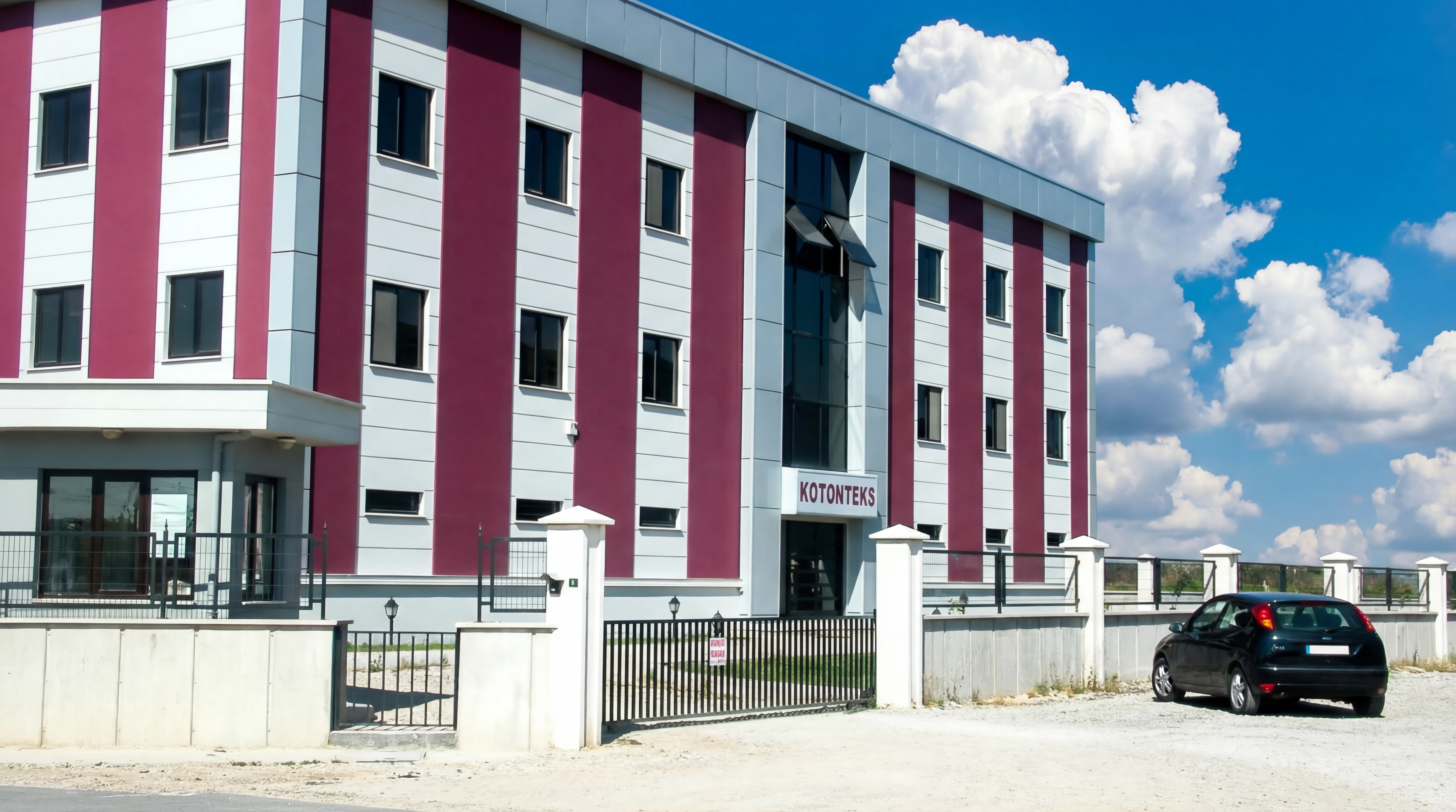 Create an extremely 4k 202601260319